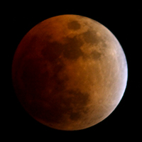 Lunar eclipse, February 20, 2008, ISO400, 1.3s, f/11, EF 400mm f/5.6L+2x-teleconverter