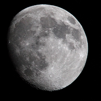 Moon, November 21, 2007, ISO400, 1/1000s, f/11, EF 400mm f/5.6L+2x-teleconverter